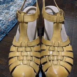 NEW Earth Oak Cerris Heel Sandal